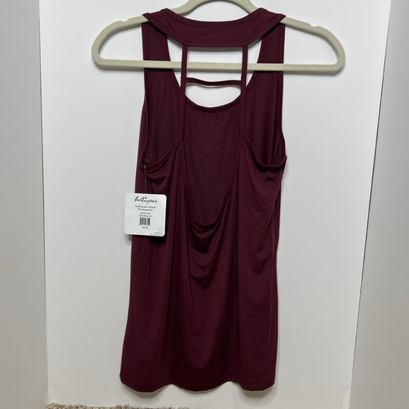 Whisper Activewear Burgundy Wine color Tank Size XS - Picture 4 of 4